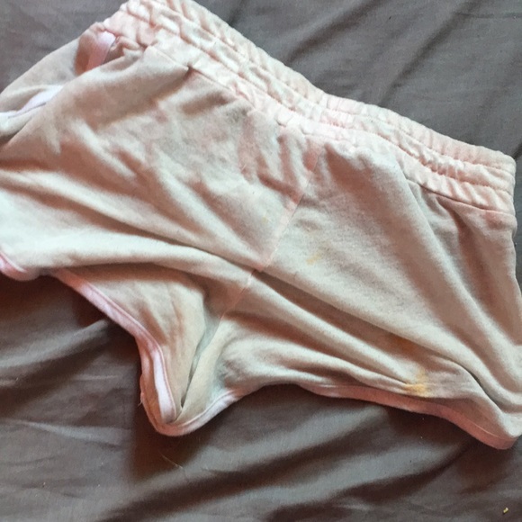 ♡︎𝙿𝙸𝙽𝙺 𝚅𝚂 𝚇𝚂 𝚂𝙷𝙾𝚁𝚃𝚂♡︎ - Picture 8 of 8